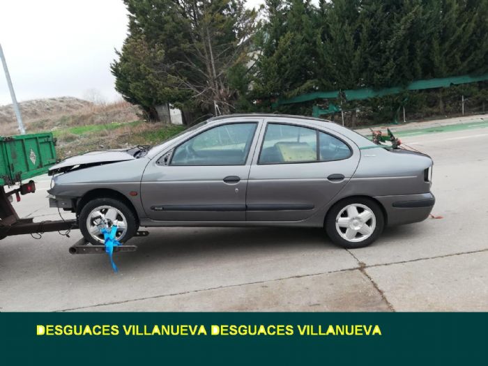 RENAULT MEGANE 1.6 16V AÑO 2001